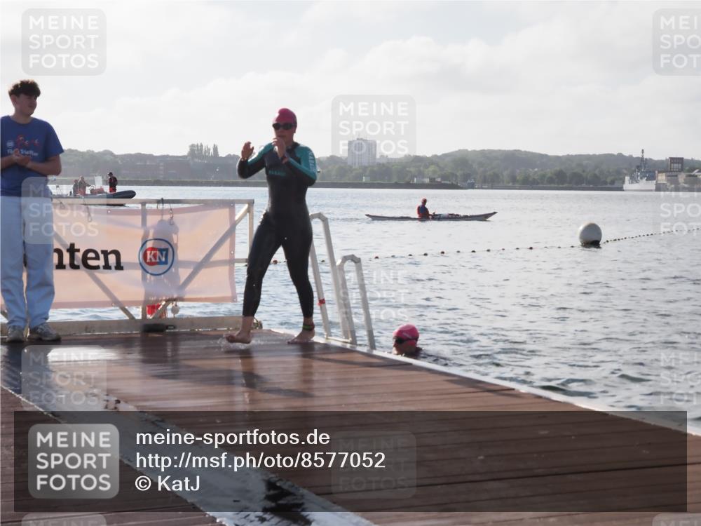 17.08.2025 - KN Förde Triathlon 2025 KatJ http://msf.ph/oto/8577052 17.08.2025 09:16:08 Schwimmen 137, 156, 162, 164, 137, 156, 162, 164, 168 meine-sportfotos.de