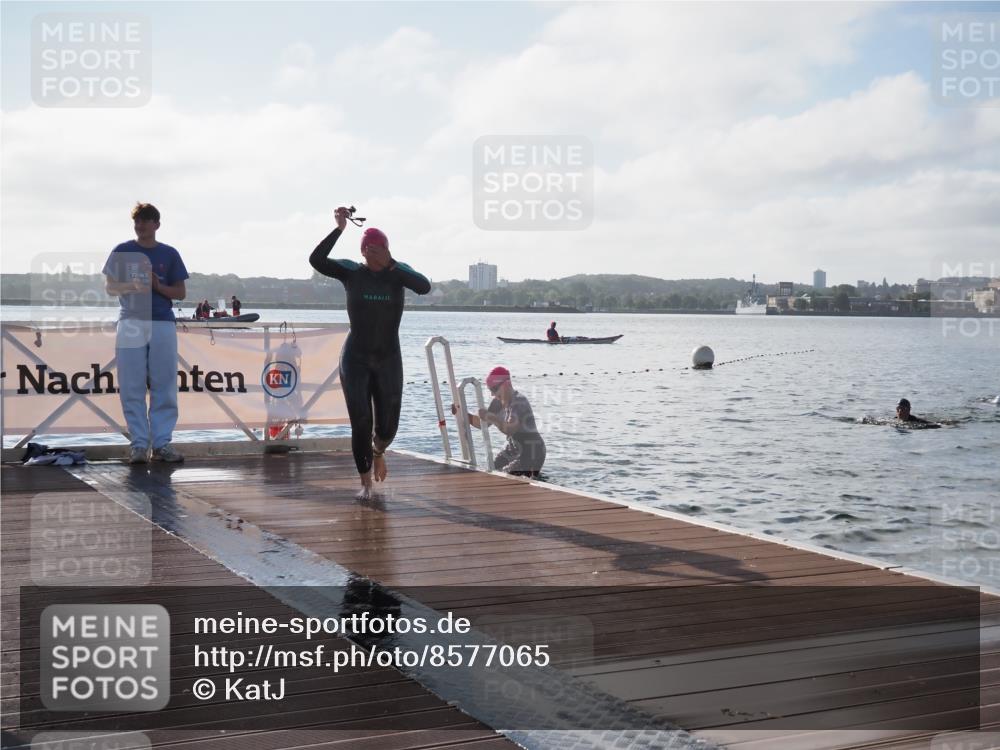17.08.2025 - KN Förde Triathlon 2025 KatJ http://msf.ph/oto/8577065 17.08.2025 09:16:09 Schwimmen 137, 156, 162, 164, 137, 156, 162, 164, 168 meine-sportfotos.de