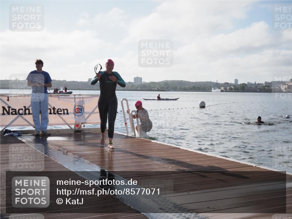 17.08.2025 - KN Förde Triathlon 2025 KatJ http://msf.ph/oto/8577071 17.08.2025 09:16:10 Schwimmen 156, 162, 164, 137, 156, 162, 164, 168 meine-sportfotos.de