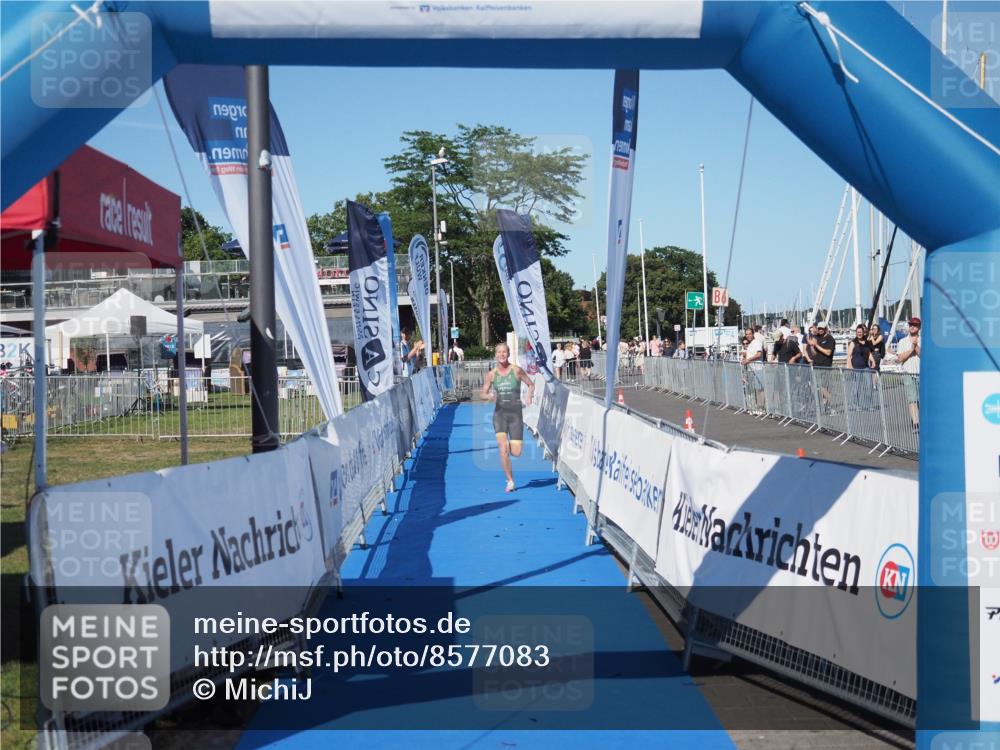 17.08.2025 - KN Förde Triathlon 2025 MichiJ http://msf.ph/oto/8577083 17.08.2025 16:02:34 Laufen 33 meine-sportfotos.de