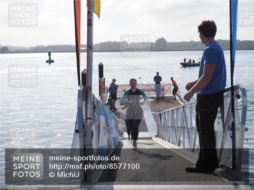 17.08.2025 - KN Förde Triathlon 2025 MichiJ http://msf.ph/oto/8577100 17.08.2025 09:13:18 Schwimmen 122, 126, 130, 122, 130, 135, 198 meine-sportfotos.de