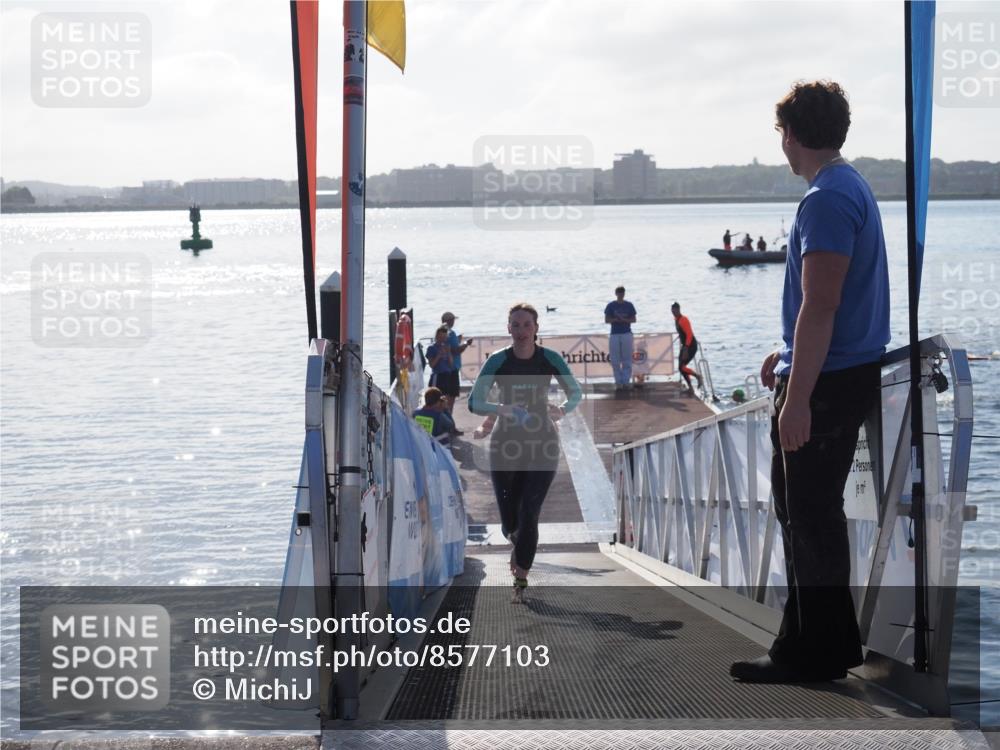 17.08.2025 - KN Förde Triathlon 2025 MichiJ http://msf.ph/oto/8577103 17.08.2025 09:13:18 Schwimmen 122, 126, 130, 122, 130, 135, 198 meine-sportfotos.de
