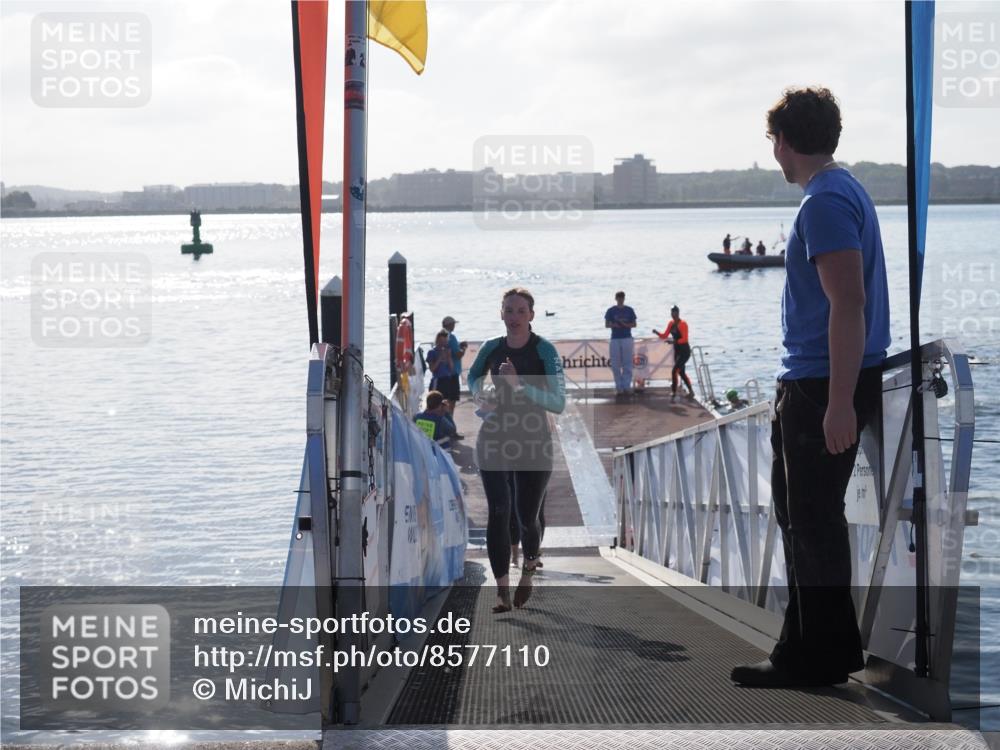 17.08.2025 - KN Förde Triathlon 2025 MichiJ http://msf.ph/oto/8577110 17.08.2025 09:13:18 Schwimmen 122, 126, 130, 122, 130, 135, 198 meine-sportfotos.de