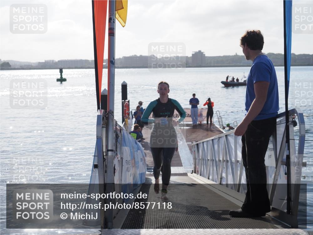 17.08.2025 - KN Förde Triathlon 2025 MichiJ http://msf.ph/oto/8577118 17.08.2025 09:13:18 Schwimmen 122, 126, 130, 122, 130, 135, 198 meine-sportfotos.de