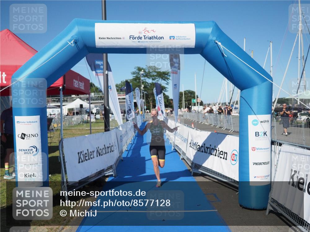 17.08.2025 - KN Förde Triathlon 2025 MichiJ http://msf.ph/oto/8577128 17.08.2025 16:02:37 Laufen 33 meine-sportfotos.de