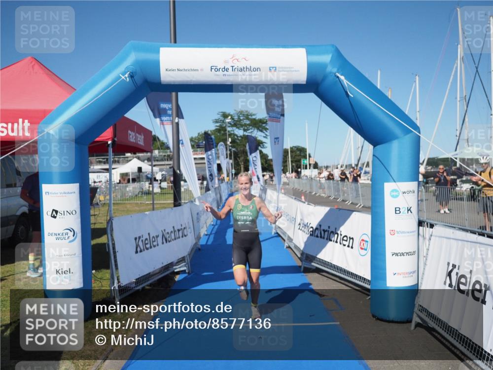 17.08.2025 - KN Förde Triathlon 2025 MichiJ http://msf.ph/oto/8577136 17.08.2025 16:02:37 Laufen 33 meine-sportfotos.de