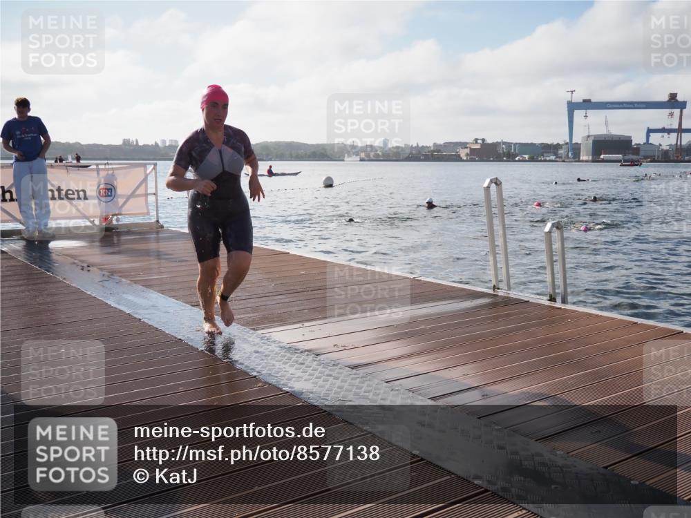 17.08.2025 - KN Förde Triathlon 2025 KatJ http://msf.ph/oto/8577138 17.08.2025 09:16:14 Schwimmen 156, 164, 137, 156, 162, 164 meine-sportfotos.de