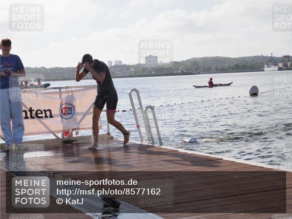 17.08.2025 - KN Förde Triathlon 2025 KatJ http://msf.ph/oto/8577162 17.08.2025 09:16:25 Schwimmen 144, 160, 166, 160, 164, 166 meine-sportfotos.de