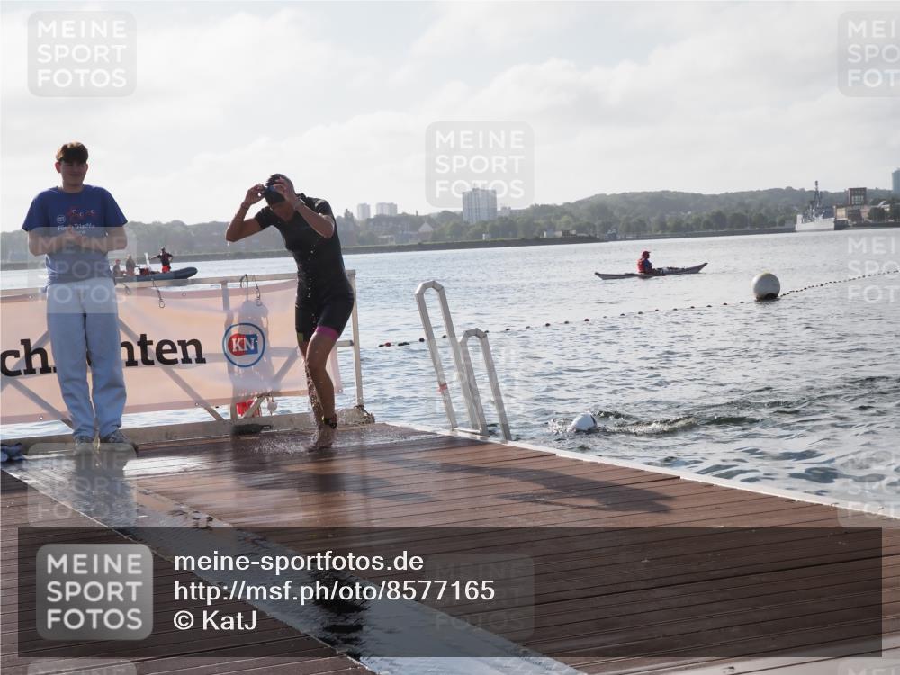 17.08.2025 - KN Förde Triathlon 2025 KatJ http://msf.ph/oto/8577165 17.08.2025 09:16:25 Schwimmen 144, 160, 166, 160, 164, 166 meine-sportfotos.de