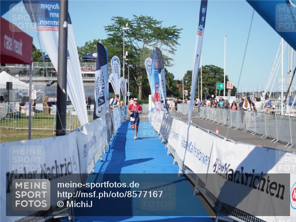 17.08.2025 - KN Förde Triathlon 2025 MichiJ http://msf.ph/oto/8577167 17.08.2025 16:04:56 Laufen 31 meine-sportfotos.de