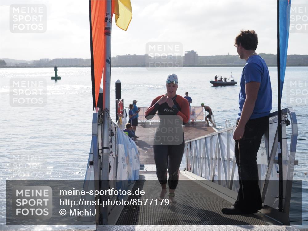 17.08.2025 - KN Förde Triathlon 2025 MichiJ http://msf.ph/oto/8577179 17.08.2025 09:13:22 Schwimmen 122, 126, 130, 130, 135, 148, 198 meine-sportfotos.de