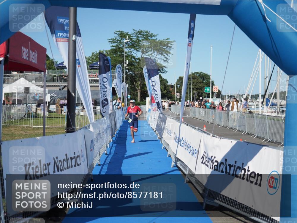 17.08.2025 - KN Förde Triathlon 2025 MichiJ http://msf.ph/oto/8577181 17.08.2025 16:04:57 Laufen 31 meine-sportfotos.de