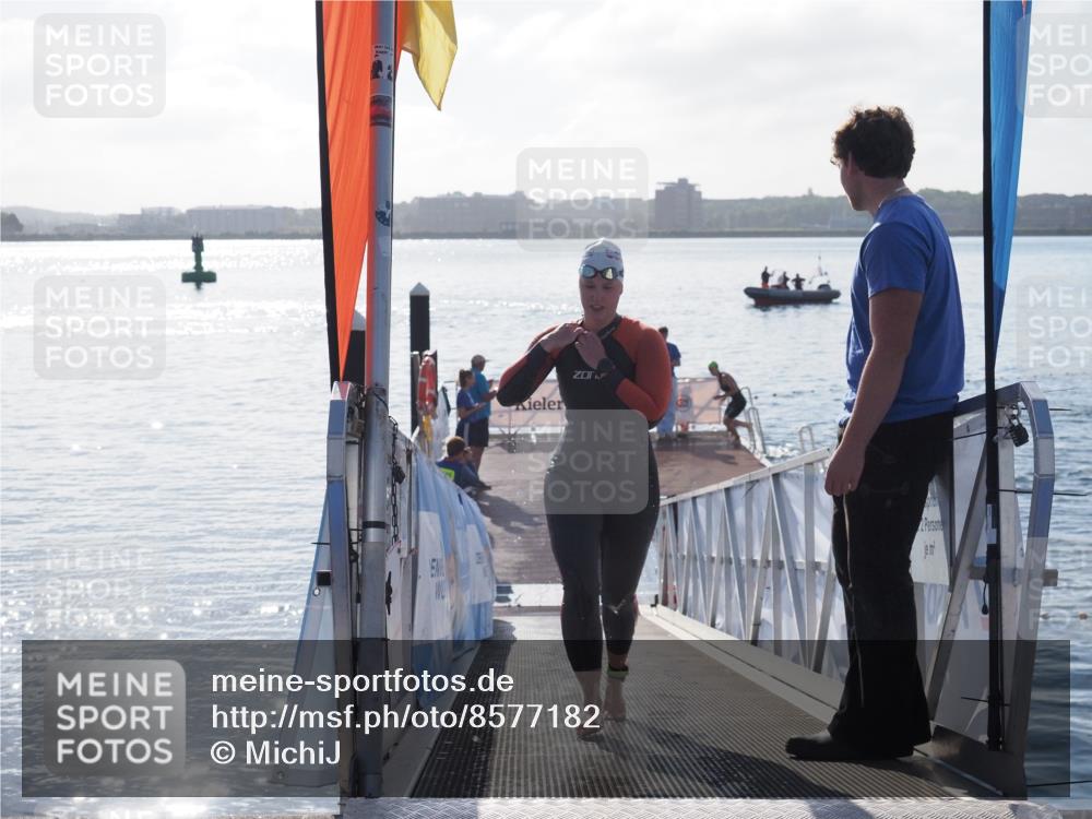 17.08.2025 - KN Förde Triathlon 2025 MichiJ http://msf.ph/oto/8577182 17.08.2025 09:13:22 Schwimmen 122, 126, 130, 130, 135, 148, 198 meine-sportfotos.de