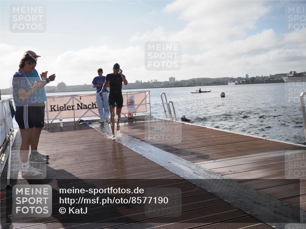 17.08.2025 - KN Förde Triathlon 2025 KatJ http://msf.ph/oto/8577190 17.08.2025 09:16:26 Schwimmen 144, 160, 166, 160, 164, 166 meine-sportfotos.de