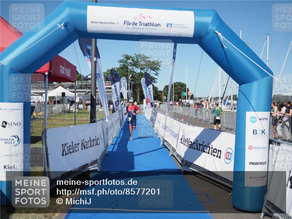 17.08.2025 - KN Förde Triathlon 2025 MichiJ http://msf.ph/oto/8577201 17.08.2025 16:04:58 Laufen 31 meine-sportfotos.de