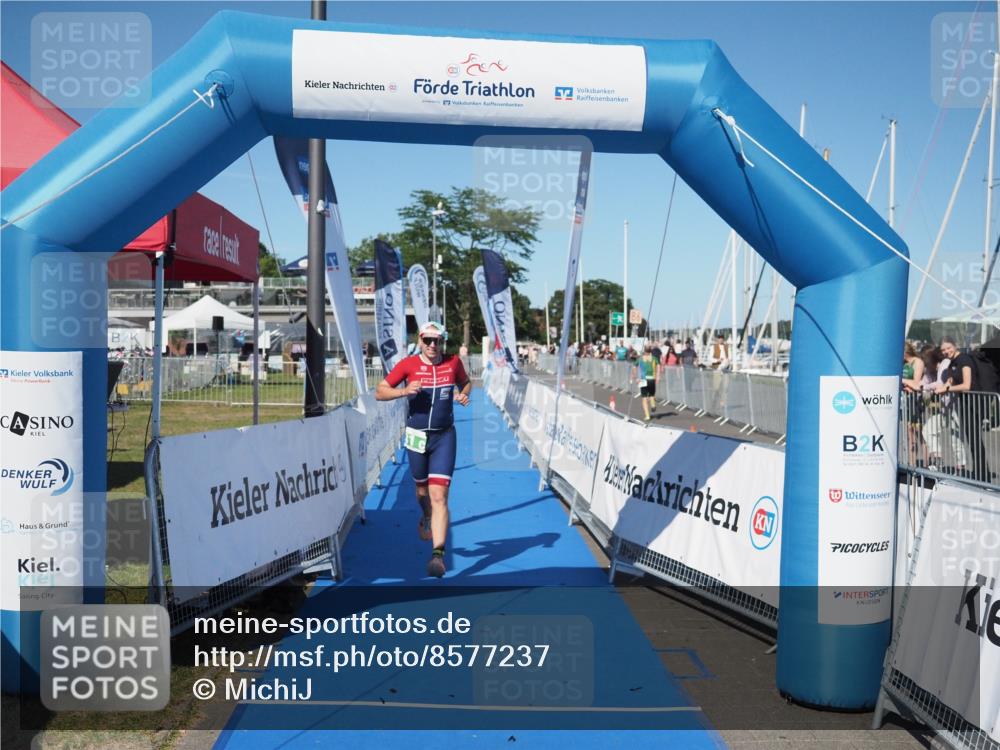 17.08.2025 - KN Förde Triathlon 2025 MichiJ http://msf.ph/oto/8577237 17.08.2025 16:05:00 Laufen 31 meine-sportfotos.de