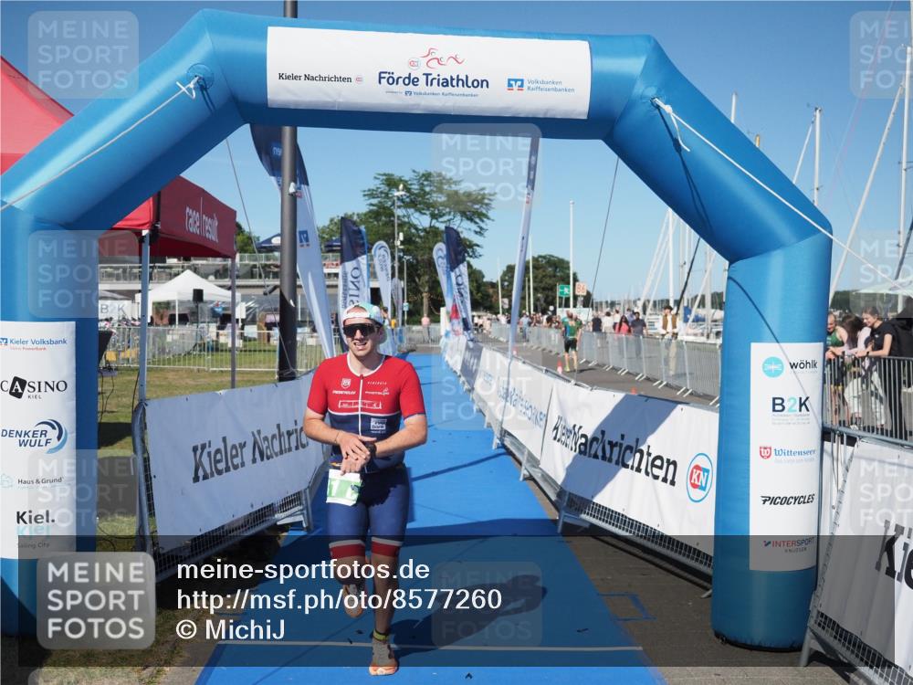 17.08.2025 - KN Förde Triathlon 2025 MichiJ http://msf.ph/oto/8577260 17.08.2025 16:05:01 Laufen 31 meine-sportfotos.de