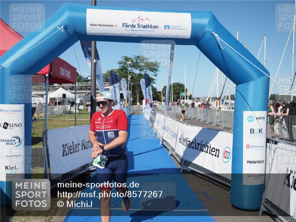 17.08.2025 - KN Förde Triathlon 2025 MichiJ http://msf.ph/oto/8577267 17.08.2025 16:05:01 Laufen 31 meine-sportfotos.de