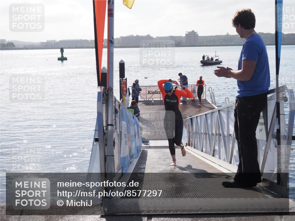 17.08.2025 - KN Förde Triathlon 2025 MichiJ http://msf.ph/oto/8577297 17.08.2025 09:13:36 Schwimmen 135, 148, 198, 138, 148, 151 meine-sportfotos.de