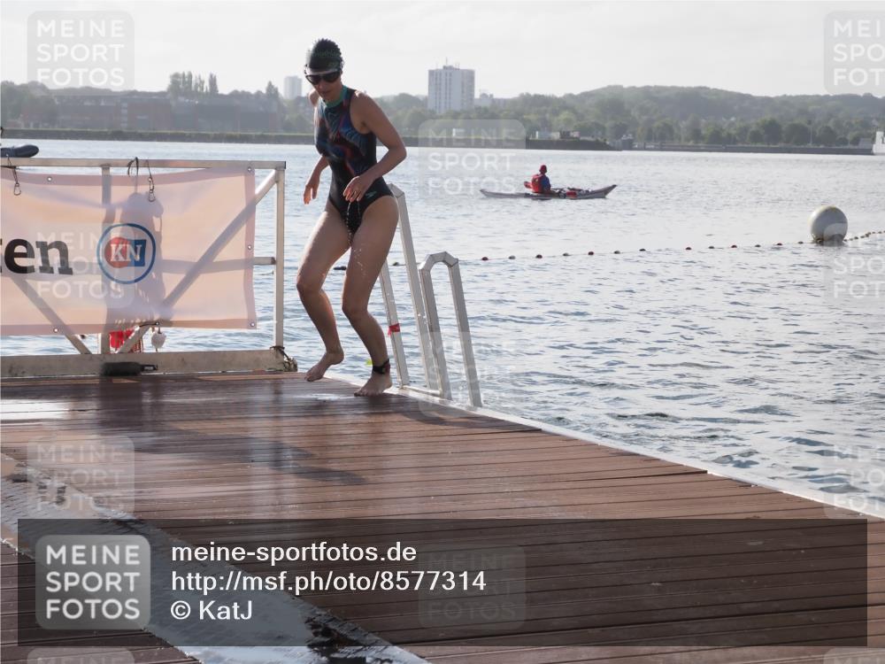 17.08.2025 - KN Förde Triathlon 2025 KatJ http://msf.ph/oto/8577314 17.08.2025 09:16:40 Schwimmen 144, 172, 176, 144, 160, 172, 176 meine-sportfotos.de