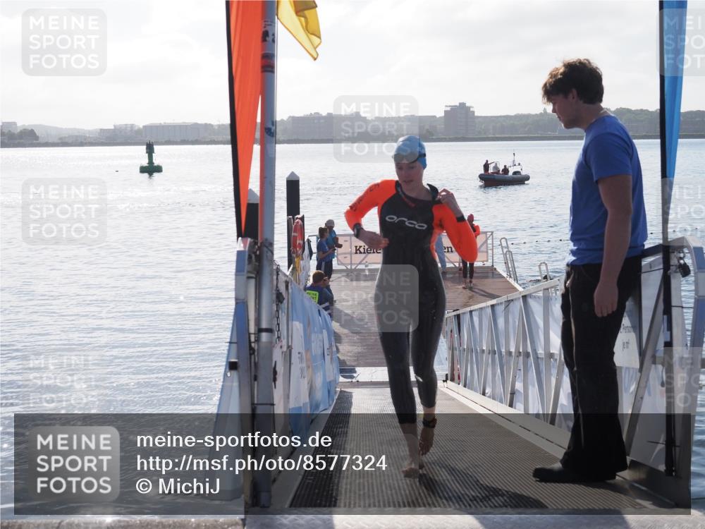 17.08.2025 - KN Förde Triathlon 2025 MichiJ http://msf.ph/oto/8577324 17.08.2025 09:13:37 Schwimmen 135, 148, 198, 138, 148, 151 meine-sportfotos.de