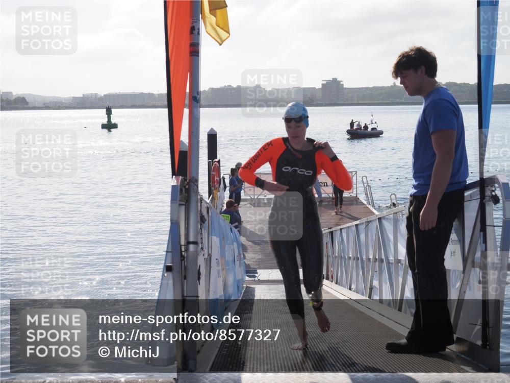17.08.2025 - KN Förde Triathlon 2025 MichiJ http://msf.ph/oto/8577327 17.08.2025 09:13:37 Schwimmen 135, 148, 198, 138, 148, 151 meine-sportfotos.de