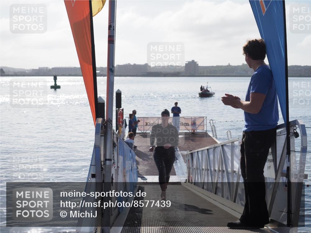 17.08.2025 - KN Förde Triathlon 2025 MichiJ http://msf.ph/oto/8577439 17.08.2025 09:13:51 Schwimmen 138, 151, 151 meine-sportfotos.de