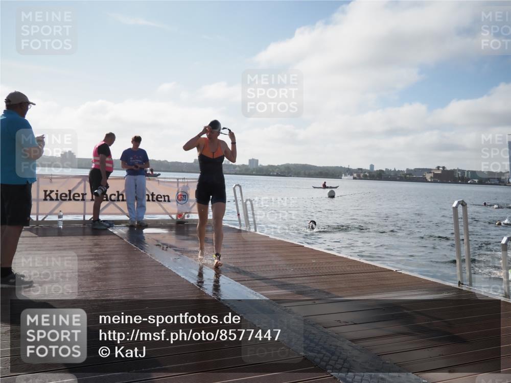 17.08.2025 - KN Förde Triathlon 2025 KatJ http://msf.ph/oto/8577447 17.08.2025 09:17:04 Schwimmen 158, 169, 204, 158 meine-sportfotos.de