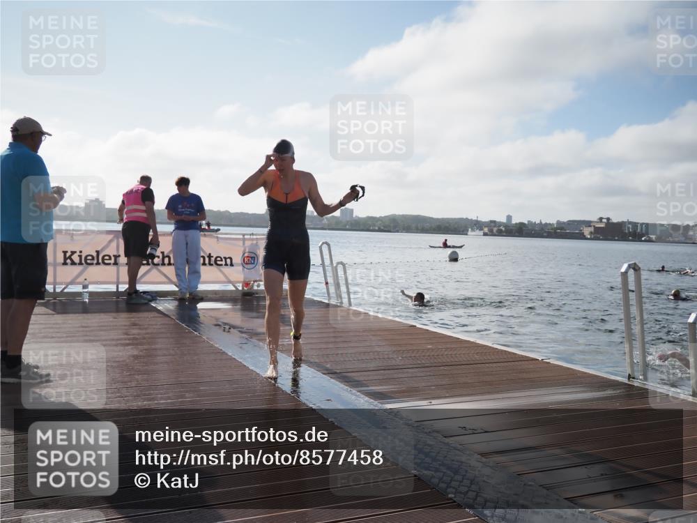 17.08.2025 - KN Förde Triathlon 2025 KatJ http://msf.ph/oto/8577458 17.08.2025 09:17:05 Schwimmen 158, 169, 204, 158, 204 meine-sportfotos.de