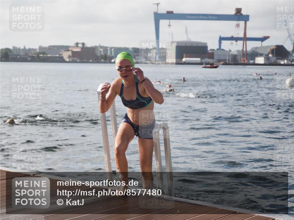 17.08.2025 - KN Förde Triathlon 2025 KatJ http://msf.ph/oto/8577480 17.08.2025 09:17:12 Schwimmen 158, 169, 204, 158, 169, 204 meine-sportfotos.de