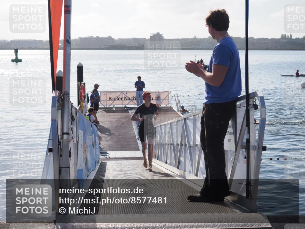 17.08.2025 - KN Förde Triathlon 2025 MichiJ http://msf.ph/oto/8577481 17.08.2025 09:14:36 Schwimmen 140, 128, 139, 140, 155 meine-sportfotos.de