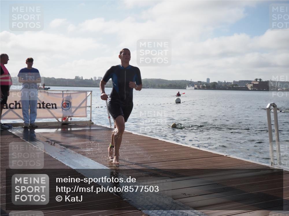 17.08.2025 - KN Förde Triathlon 2025 KatJ http://msf.ph/oto/8577503 17.08.2025 09:17:14 Schwimmen 158, 169, 204, 158, 169, 204 meine-sportfotos.de