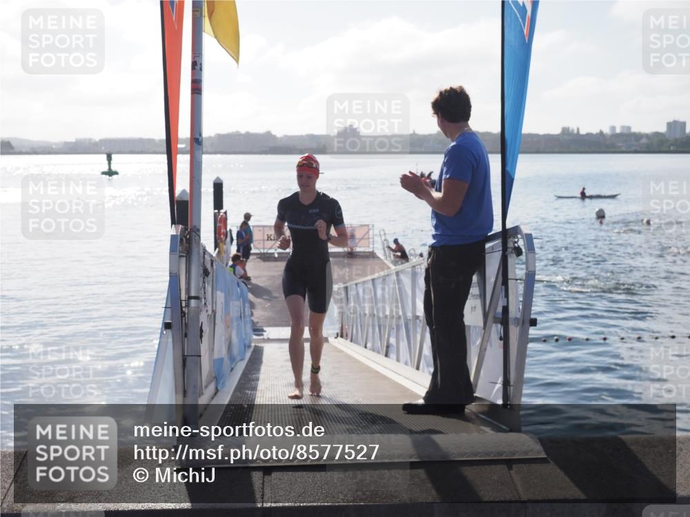 17.08.2025 - KN Förde Triathlon 2025 MichiJ http://msf.ph/oto/8577527 17.08.2025 09:14:38 Schwimmen 140, 128, 139, 140, 150, 155 meine-sportfotos.de