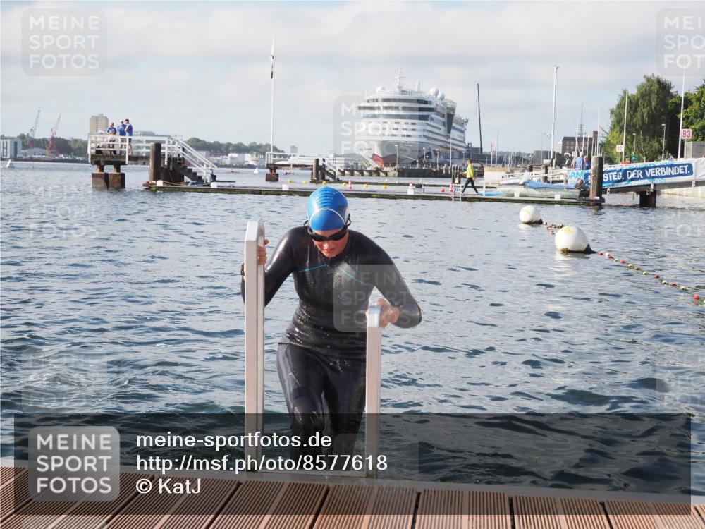 17.08.2025 - KN Förde Triathlon 2025 KatJ http://msf.ph/oto/8577618 17.08.2025 09:17:29 Schwimmen 177, 181, 177, 181 meine-sportfotos.de
