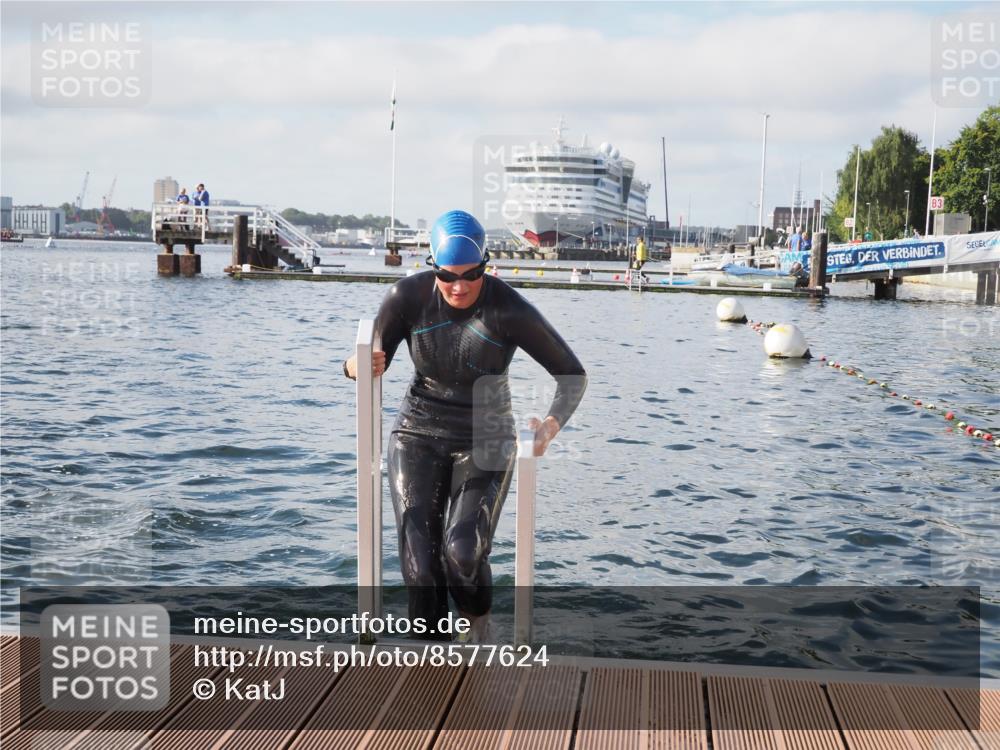 17.08.2025 - KN Förde Triathlon 2025 KatJ http://msf.ph/oto/8577624 17.08.2025 09:17:30 Schwimmen 177, 181, 177, 181 meine-sportfotos.de