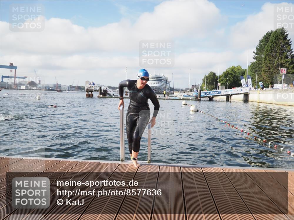 17.08.2025 - KN Förde Triathlon 2025 KatJ http://msf.ph/oto/8577636 17.08.2025 09:17:30 Schwimmen 177, 181, 177, 181 meine-sportfotos.de