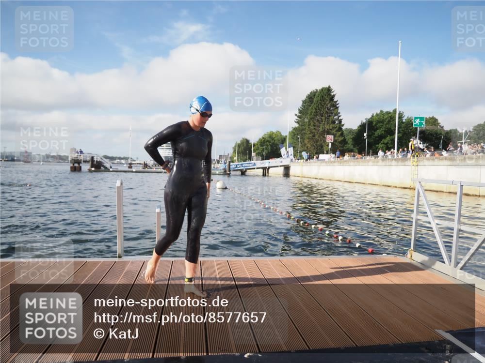 17.08.2025 - KN Förde Triathlon 2025 KatJ http://msf.ph/oto/8577657 17.08.2025 09:17:31 Schwimmen 177, 181, 177, 181 meine-sportfotos.de