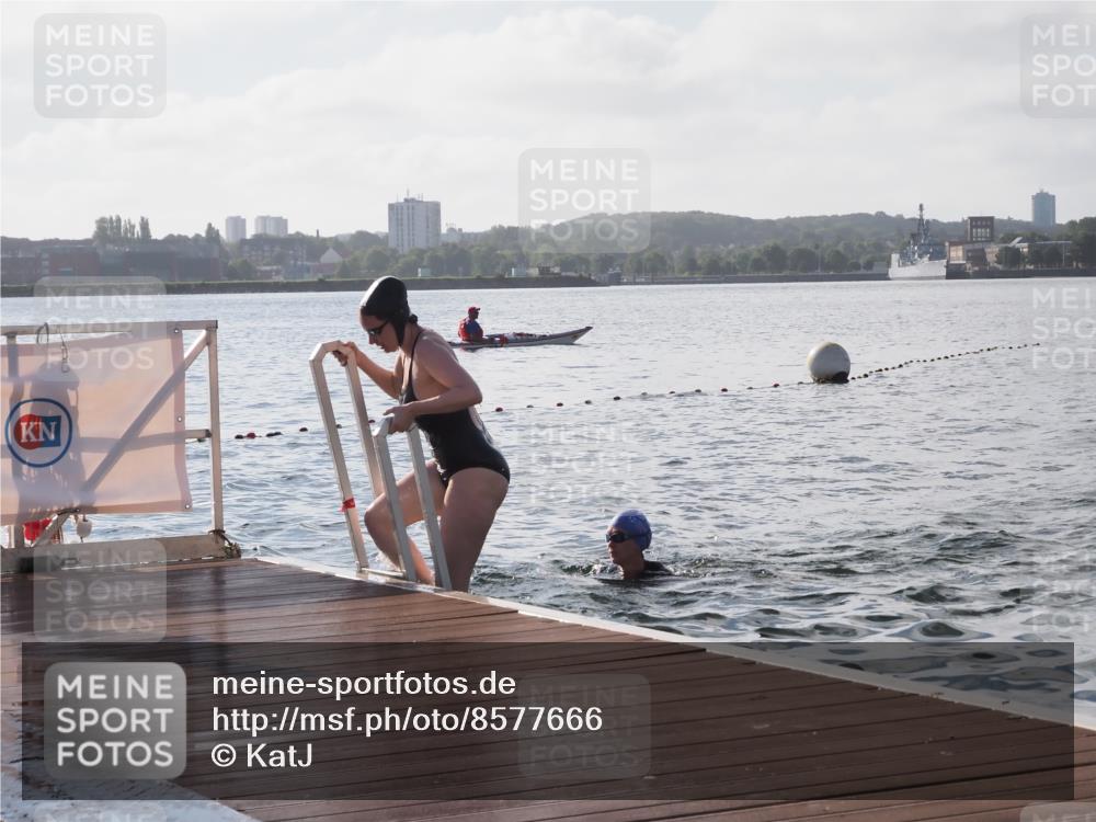 17.08.2025 - KN Förde Triathlon 2025 KatJ http://msf.ph/oto/8577666 17.08.2025 09:17:39 Schwimmen 167, 170, 170, 177, 181 meine-sportfotos.de