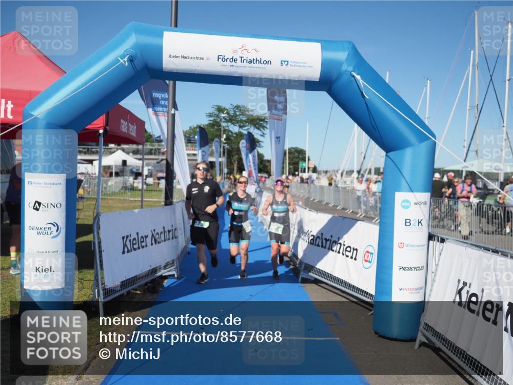 17.08.2025 - KN Förde Triathlon 2025 MichiJ http://msf.ph/oto/8577668 17.08.2025 16:12:10 Laufen 32 meine-sportfotos.de