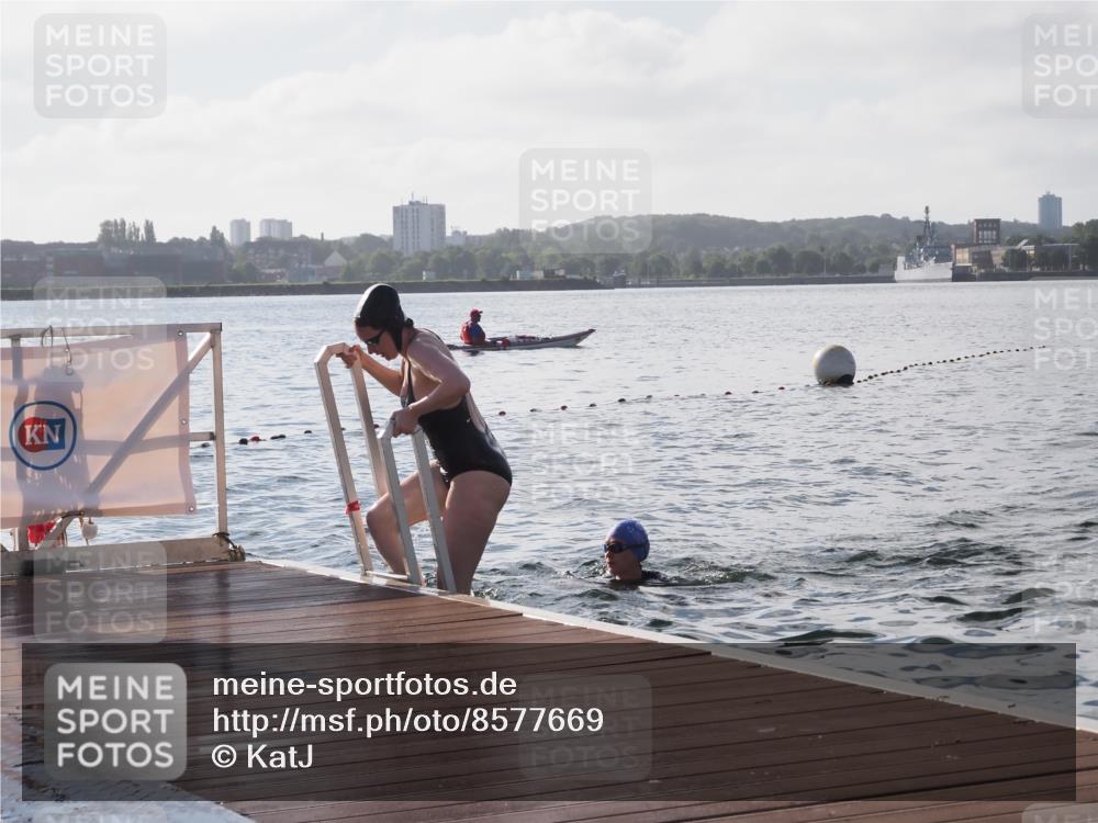 17.08.2025 - KN Förde Triathlon 2025 KatJ http://msf.ph/oto/8577669 17.08.2025 09:17:39 Schwimmen 167, 170, 170, 177, 181 meine-sportfotos.de
