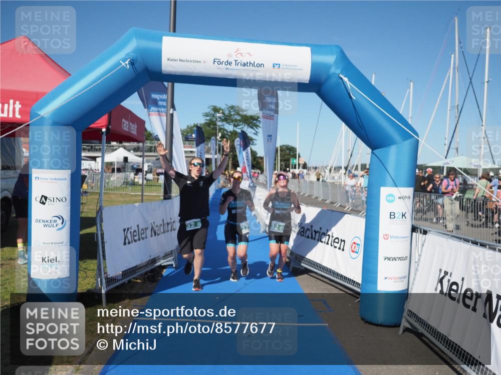 17.08.2025 - KN Förde Triathlon 2025 MichiJ http://msf.ph/oto/8577677 17.08.2025 16:12:11 Laufen 32 meine-sportfotos.de