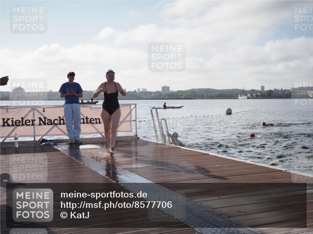 17.08.2025 - KN Förde Triathlon 2025 KatJ http://msf.ph/oto/8577706 17.08.2025 09:17:42 Schwimmen 161, 167, 170, 180, 167, 170, 181 meine-sportfotos.de