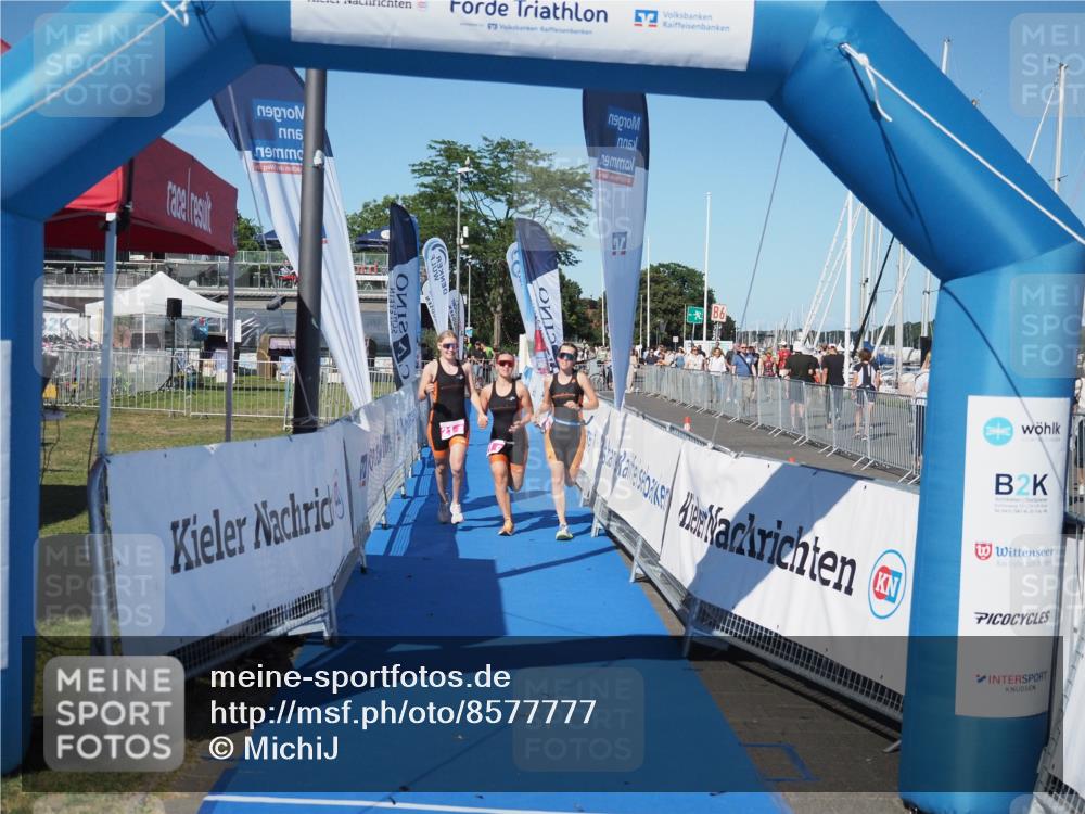 17.08.2025 - KN Förde Triathlon 2025 MichiJ http://msf.ph/oto/8577777 17.08.2025 16:12:21 Laufen 21 meine-sportfotos.de