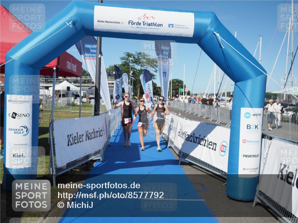 17.08.2025 - KN Förde Triathlon 2025 MichiJ http://msf.ph/oto/8577792 17.08.2025 16:12:21 Laufen 21 meine-sportfotos.de