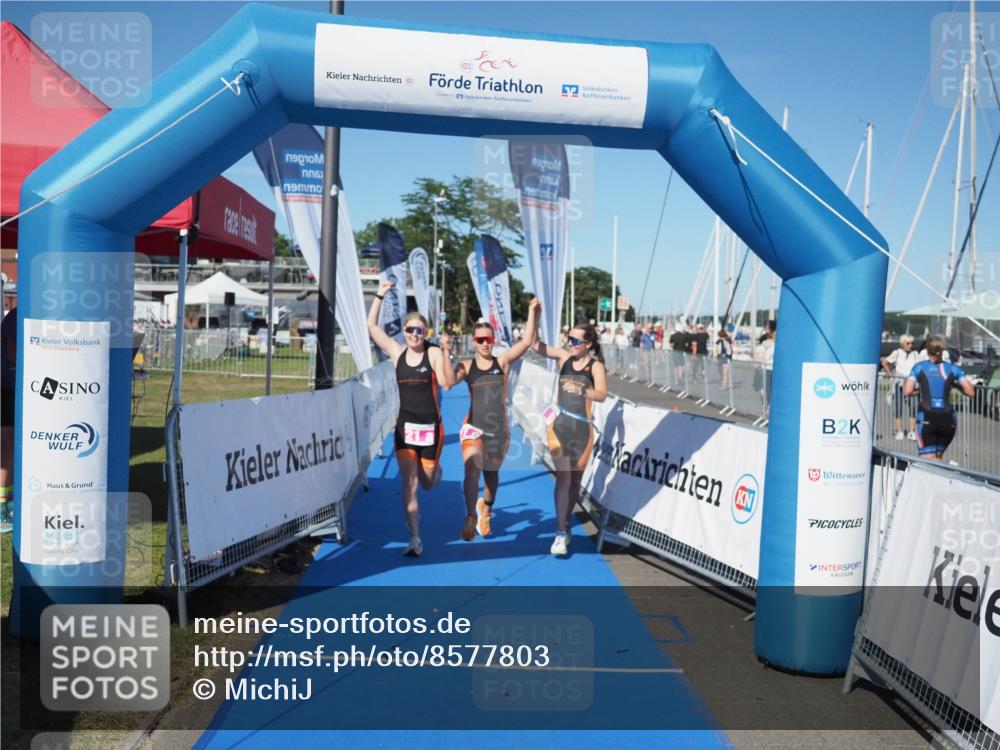 17.08.2025 - KN Förde Triathlon 2025 MichiJ http://msf.ph/oto/8577803 17.08.2025 16:12:22 Laufen 21 meine-sportfotos.de