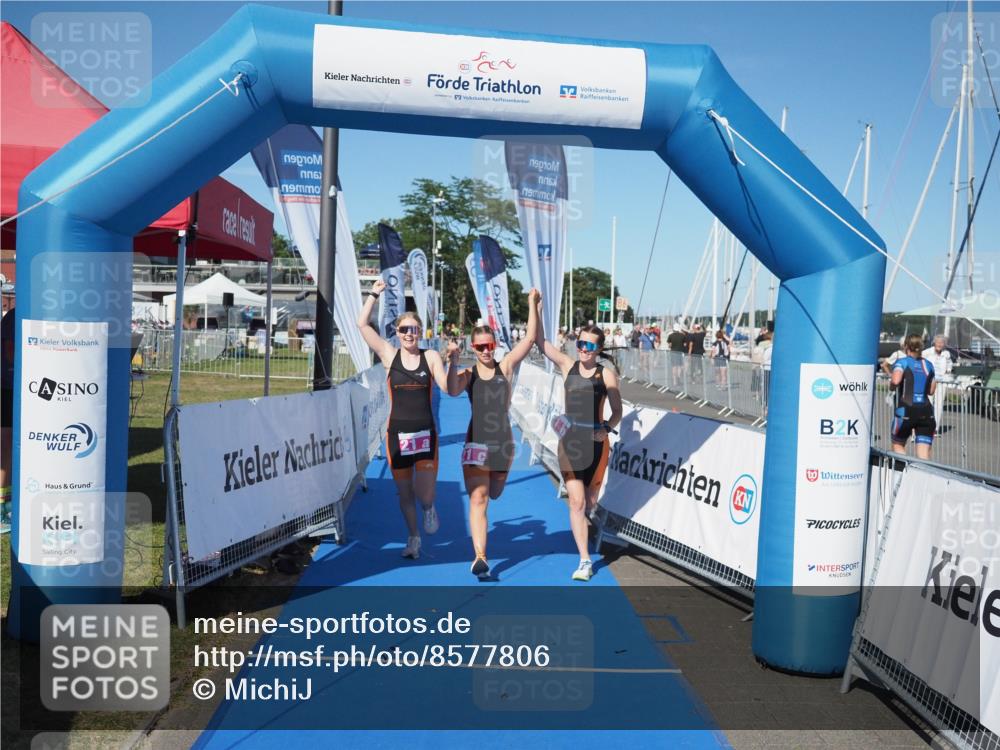 17.08.2025 - KN Förde Triathlon 2025 MichiJ http://msf.ph/oto/8577806 17.08.2025 16:12:22 Laufen 21 meine-sportfotos.de