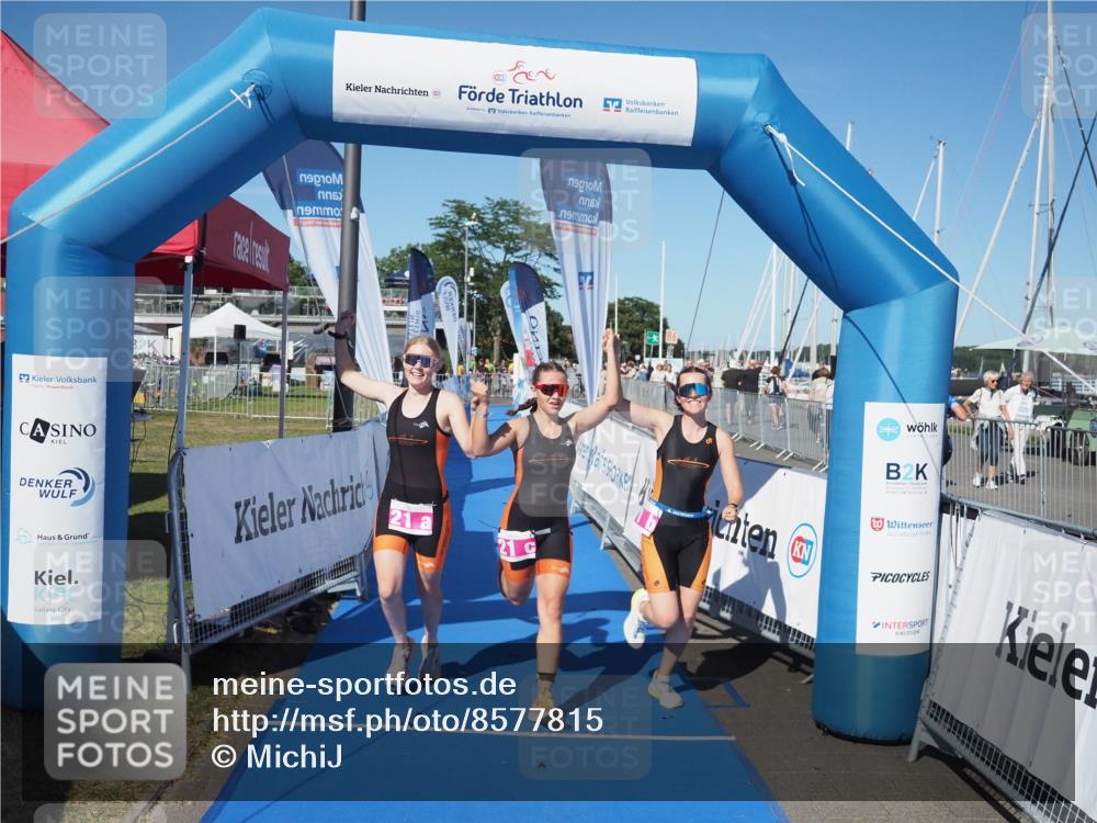 17.08.2025 - KN Förde Triathlon 2025 MichiJ http://msf.ph/oto/8577815 17.08.2025 16:12:22 Laufen 21 meine-sportfotos.de