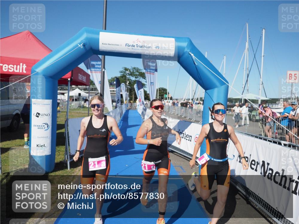 17.08.2025 - KN Förde Triathlon 2025 MichiJ http://msf.ph/oto/8577830 17.08.2025 16:12:23 Laufen 21 meine-sportfotos.de
