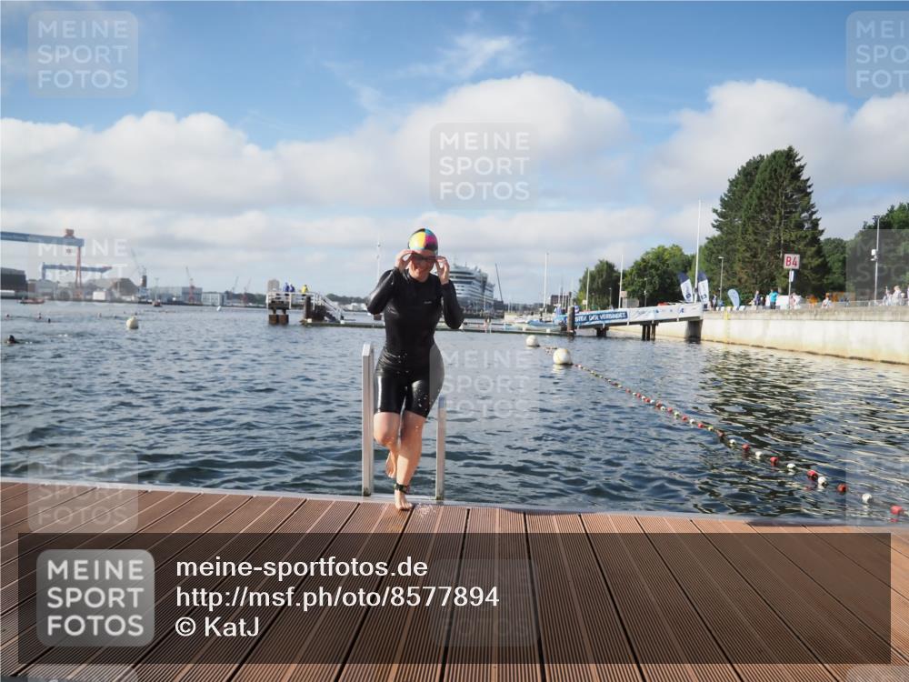 17.08.2025 - KN Förde Triathlon 2025 KatJ http://msf.ph/oto/8577894 17.08.2025 09:18:01 Schwimmen 175, 182, 189, 254, 161, 175, 180, 182, 189 meine-sportfotos.de