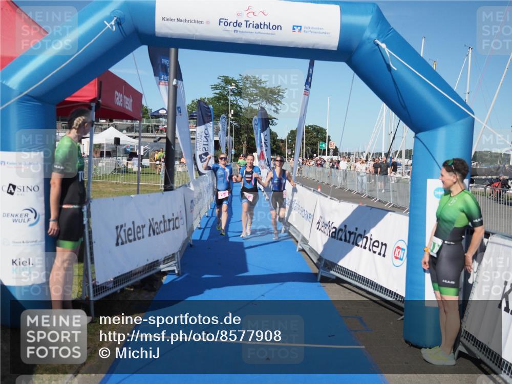 17.08.2025 - KN Förde Triathlon 2025 MichiJ http://msf.ph/oto/8577908 17.08.2025 16:12:43 Laufen 23 meine-sportfotos.de